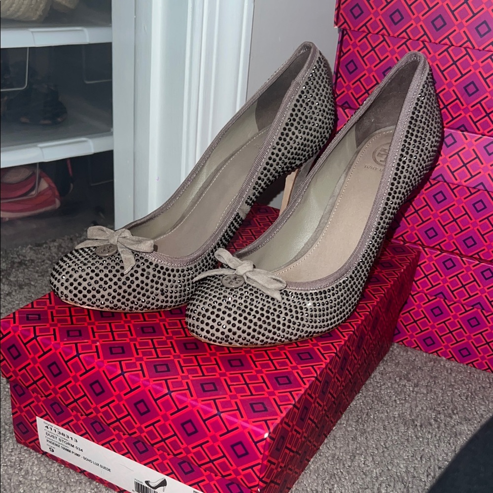 Tory Burch pump
